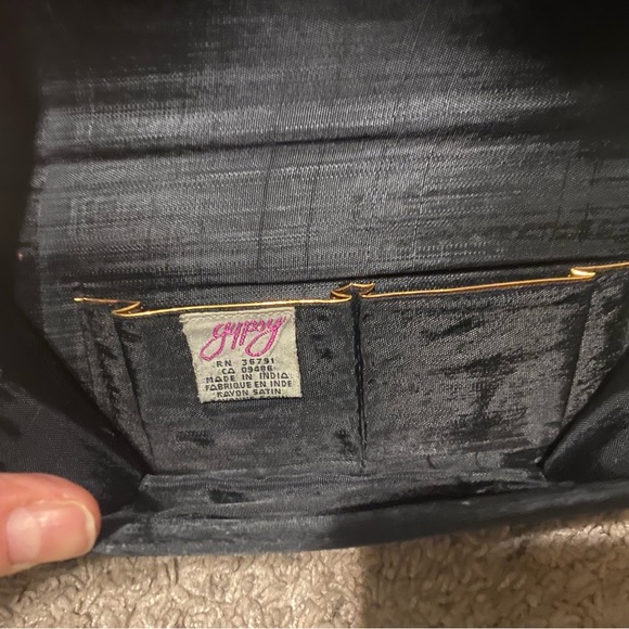 Vintage Velvet purse - Picture 4 of 6